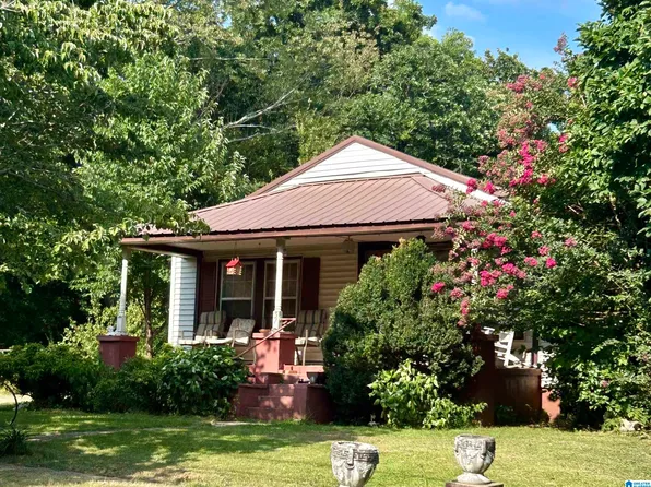 315 Smith St, Anniston, AL 36201