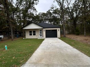 126 Blue Jay Ln, Mabank, TX 75156
