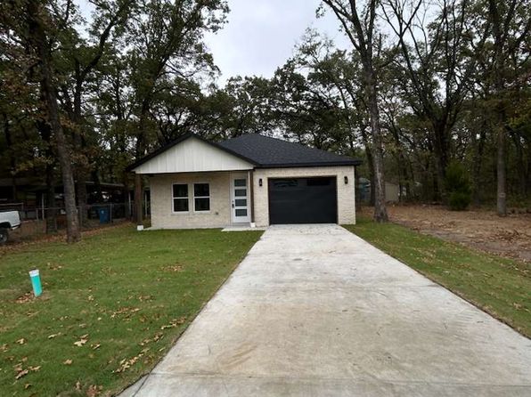 126 Blue Jay Ln