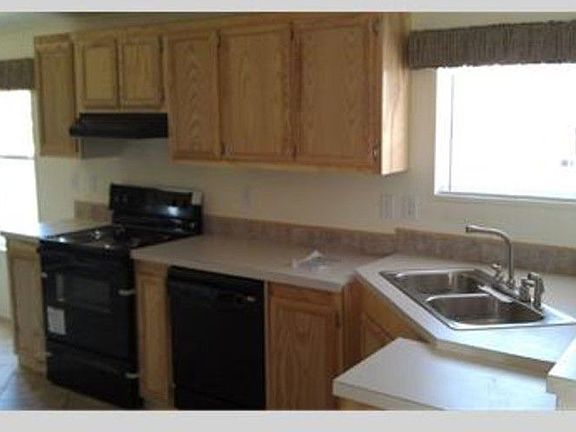 5th image of 11001 N Navarro St