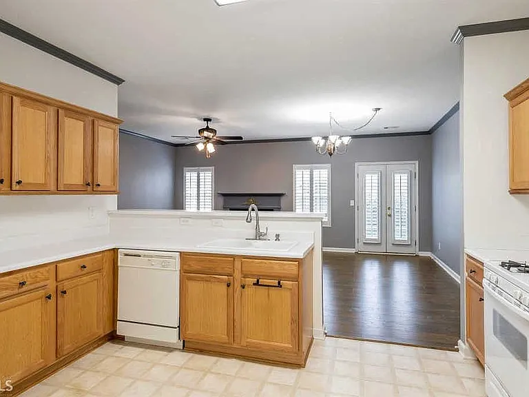 4205 Rogers Creek Ct — Photo 17