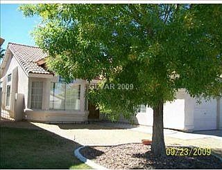 1st image of 8417 Honeywood Cir