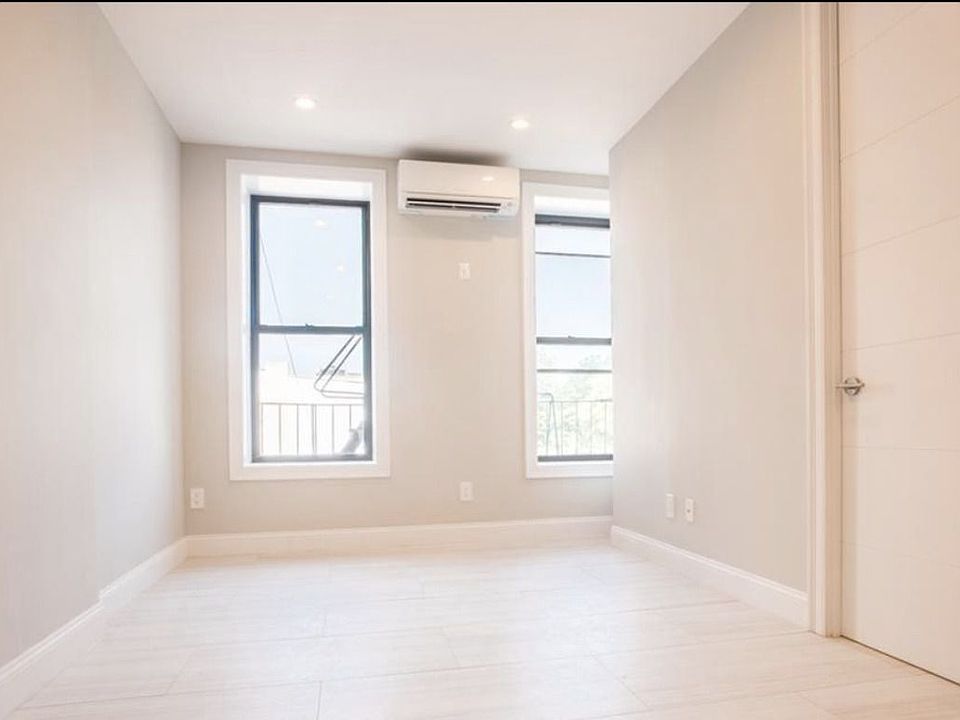 2nd image of 222 Monroe St #8