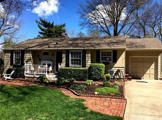 7305 Falmouth St, Prairie Village, KS 66208
