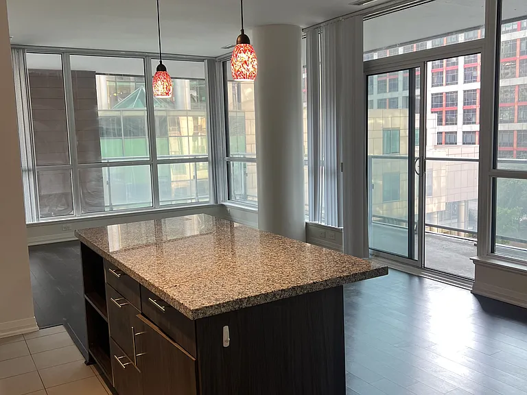 8 Mercer St #405 — Photo 5