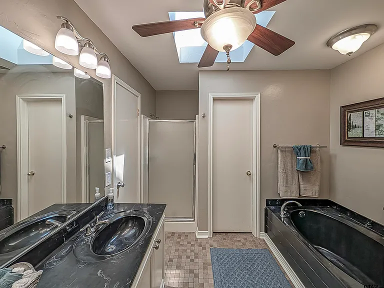 103 Clearview Dr — Photo 12