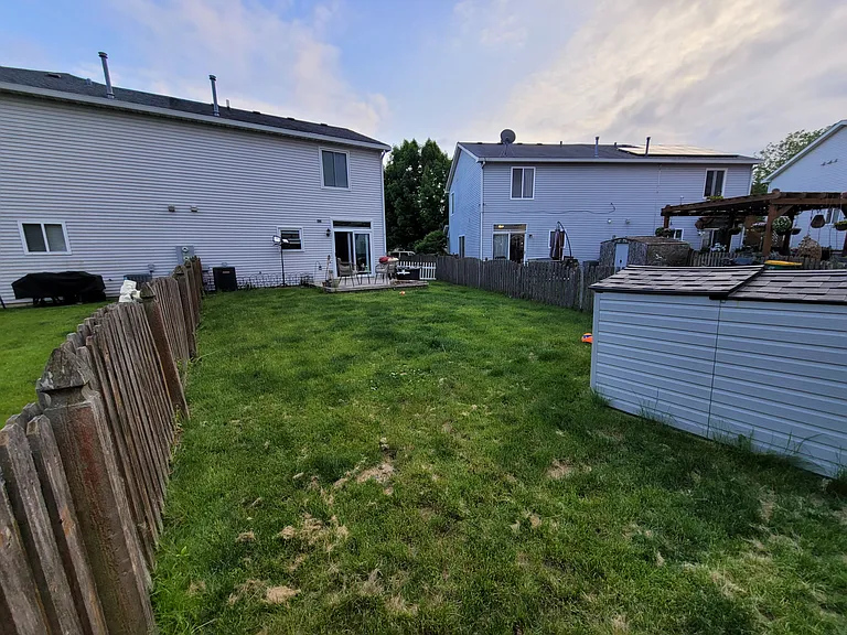 1714 Sierra Trl — Photo 34