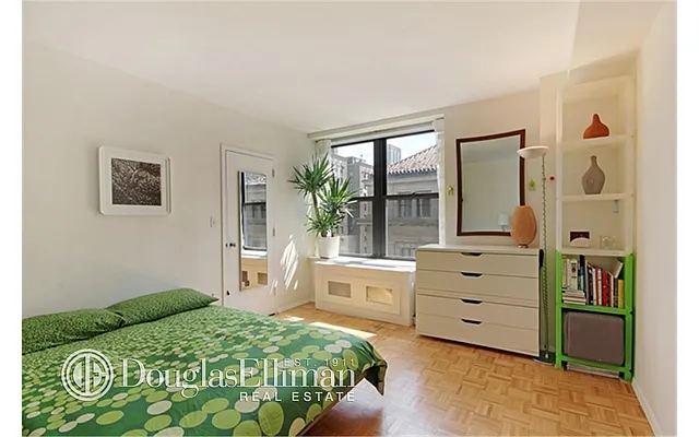 Rented by Douglas Elliman | media 10