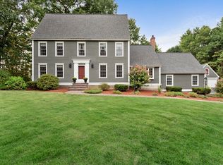 275 Pleasant St, Dunstable, MA 01827