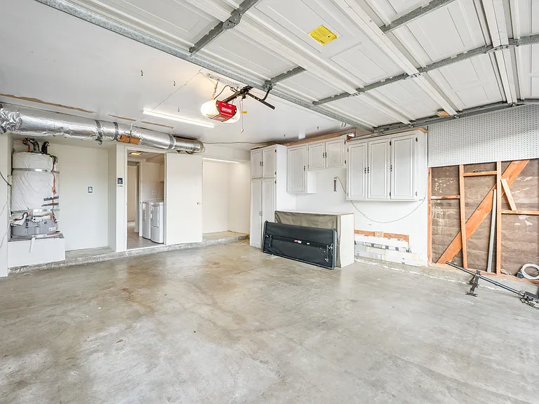 8936 Libra Dr — Photo 44