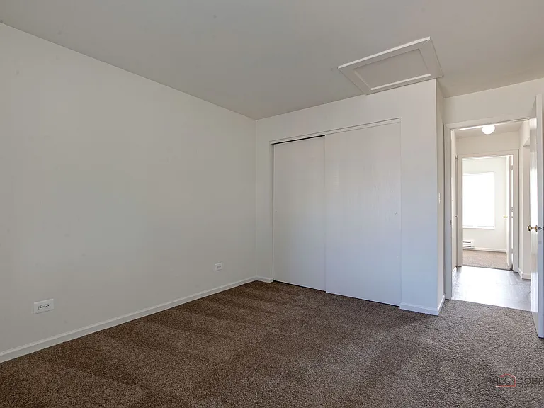 Hawthorne Glen Apartments — Photo 9