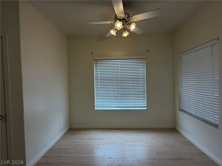 5525 W Flamingo Rd #2016 — Photo 10