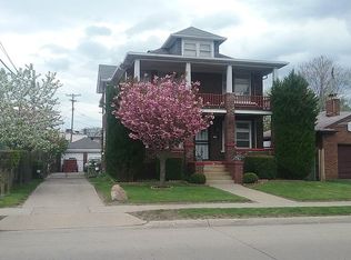 16433 Wilson Ave, Eastpointe, MI 48021