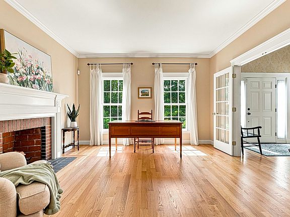 3rd image of 3 Graystone Way