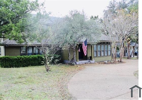 1st image of 105 Summit Ridge Dr N