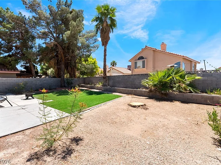 2655 Par Four Ln — Photo 42