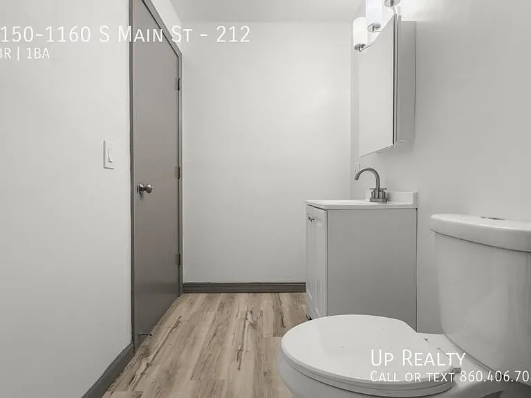 1150-1160 S Main St #212 — Photo 15