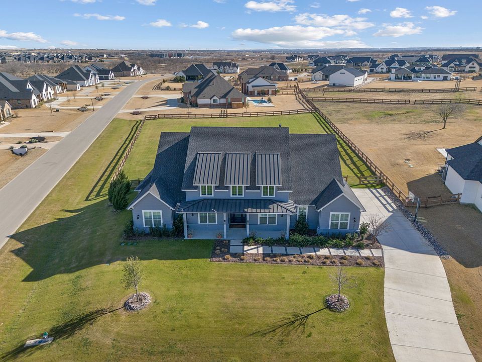 1st image of 3201 Dovehill Dr