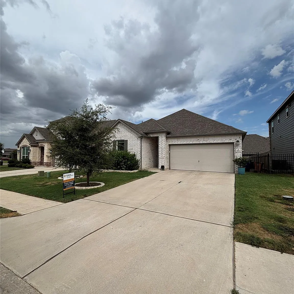 3 bed, 2.0 bath, 1491 sqft, $2,695 — Photo 1
