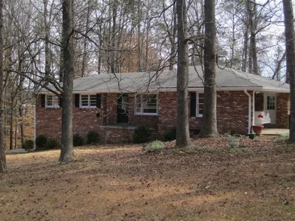 4236 Beaver Ruin Ct, Lilburn, GA 30047
