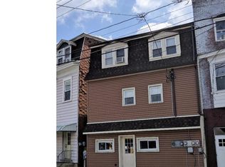 18 W Main St #B, Schuylkill Haven, PA 17972