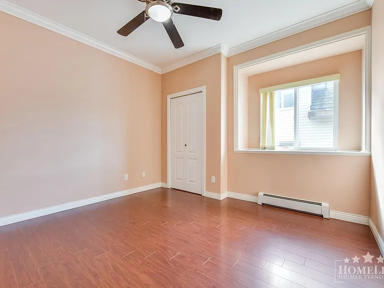 13470 65a Ave #UPPER HOUSE — Photo 14