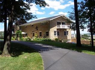 150 Peacock Ln, Somerset, PA 15501