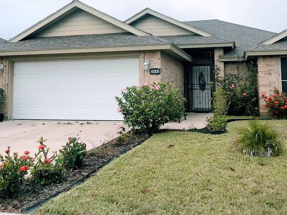 1st image of 2645 Windsor Pl