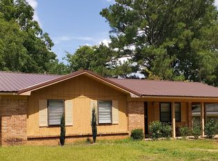 204 Tucker Pl, Aberdeen, MS 39730