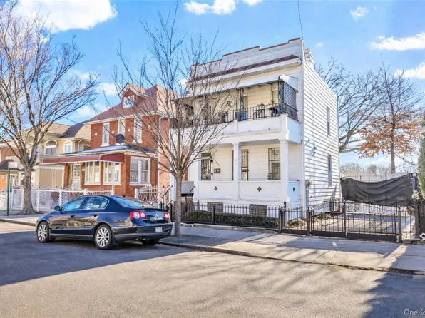 2255 48th Street, Astoria, NY 11105