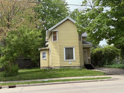 811 Jackson St, Oshkosh, WI, 54901