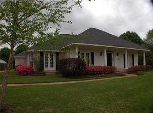 481 Shenandoah Dr, Shreveport, LA 71115