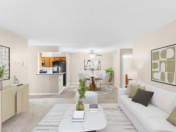 5th image of 2176 Hedgerow Rd #2176D