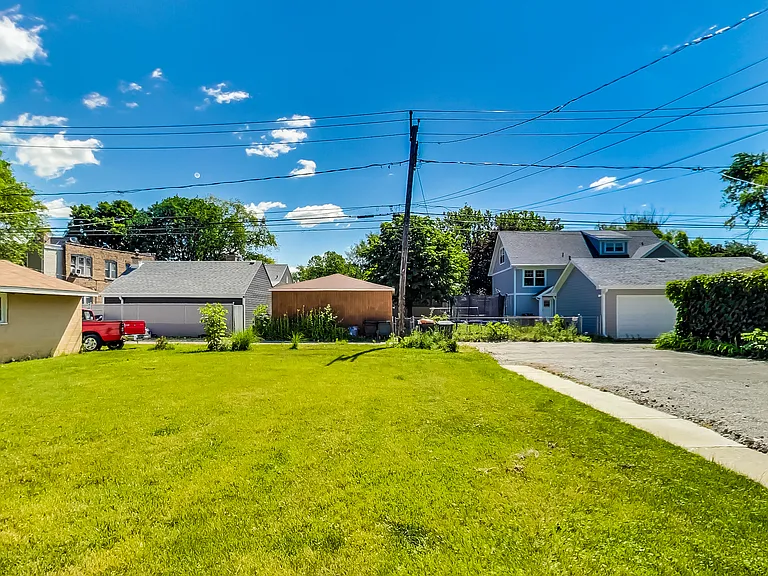 3631 Kemman Ave — Photo 28