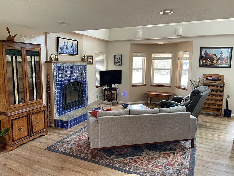 61 Harms Rd — Photo 11