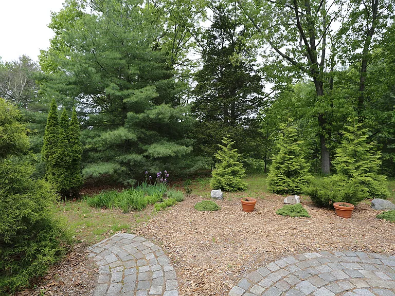 1 Piper Rd — Photo 2