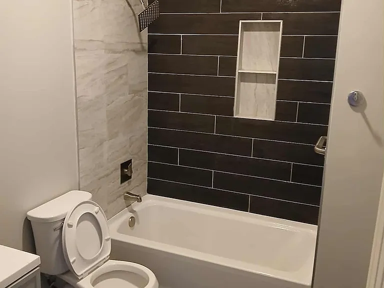 111 N Main St #5 — Photo 6