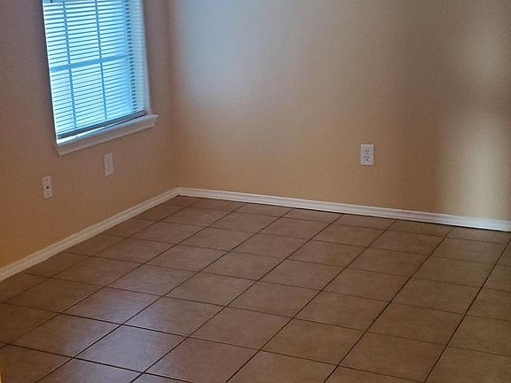 5th image of 1006 Lilia Dr #132