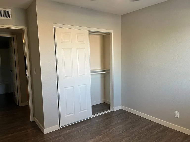 Corona Pointe Resort — Photo 195