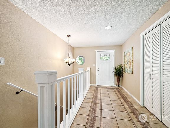 4th image of 23855 SE 472nd Street