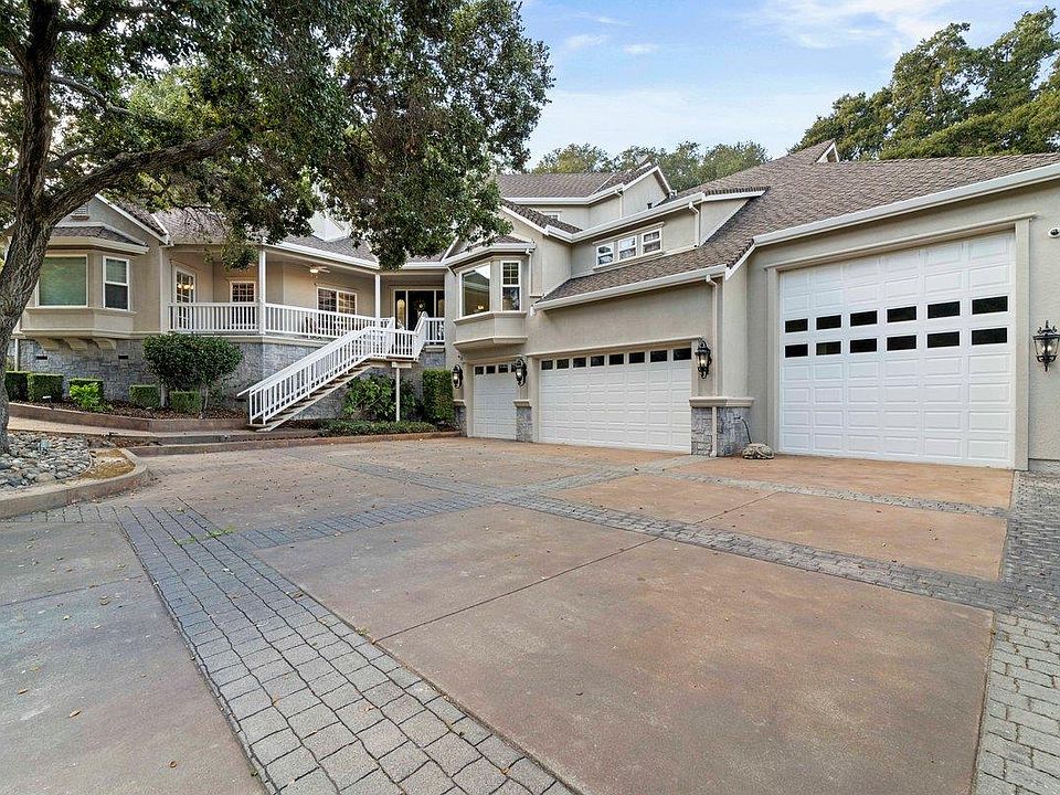 1st image of 1925 Mantelli Dr