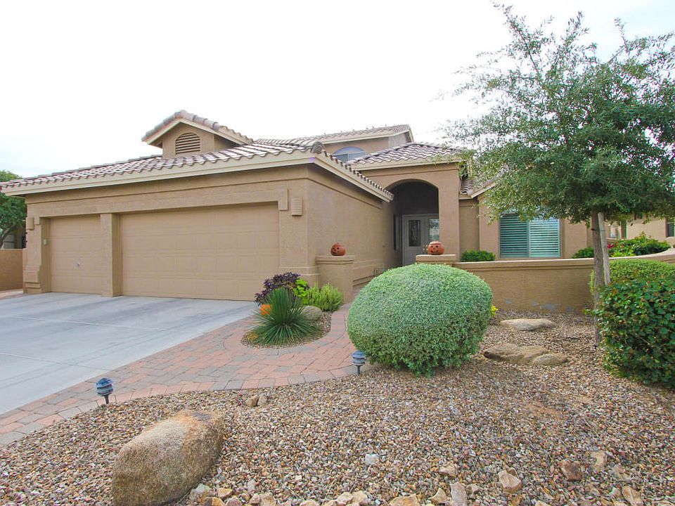 1st image of 24320 S Lakeway Cir SW
