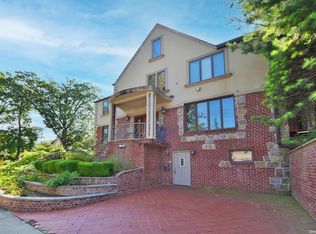 181-52 Aberdeen Rd, Jamaica Estates, NY 11432