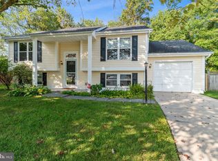 1713 Angel Ct, Severn, MD 21144