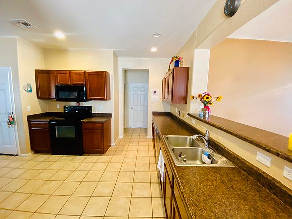 4th image of 34453 S Discovery Ln