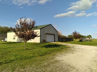 779 E 446th Rd #R, Bolivar, MO 65613