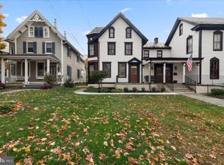 182 W Court St #180, Doylestown, PA 18901