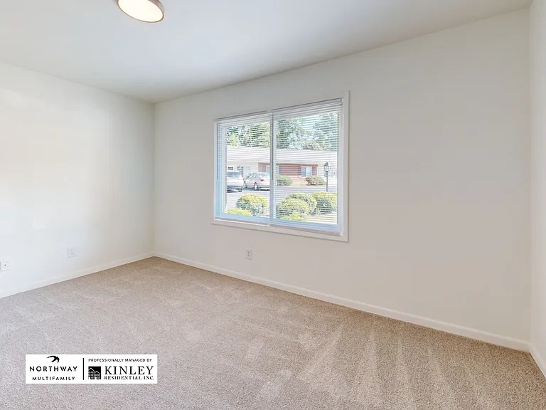 Meadowood Apartments — Photo 7