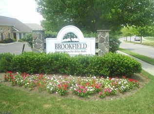 101 Kensington Cir, Belvidere, NJ 07823