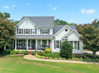 3024 Whitehart Ln, Raleigh, NC 27606